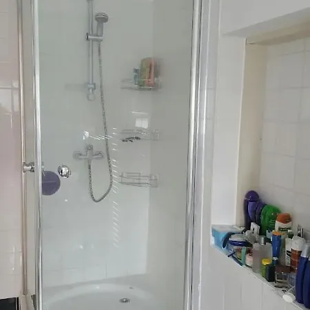 Right In The Middle Of The Cuypmarket, Close To Restaurants, Walking Distance Of Major Musea Quarto em Acomodações Particulares *